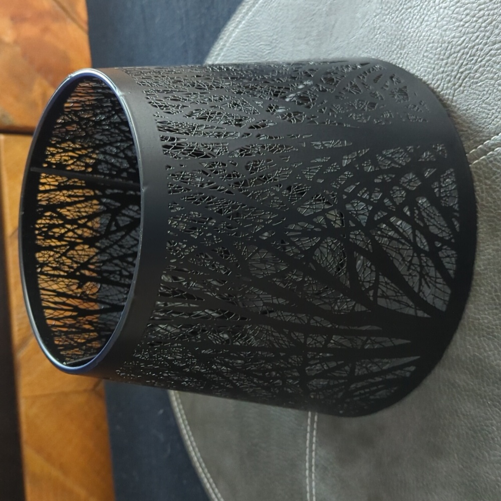 Lamp shade